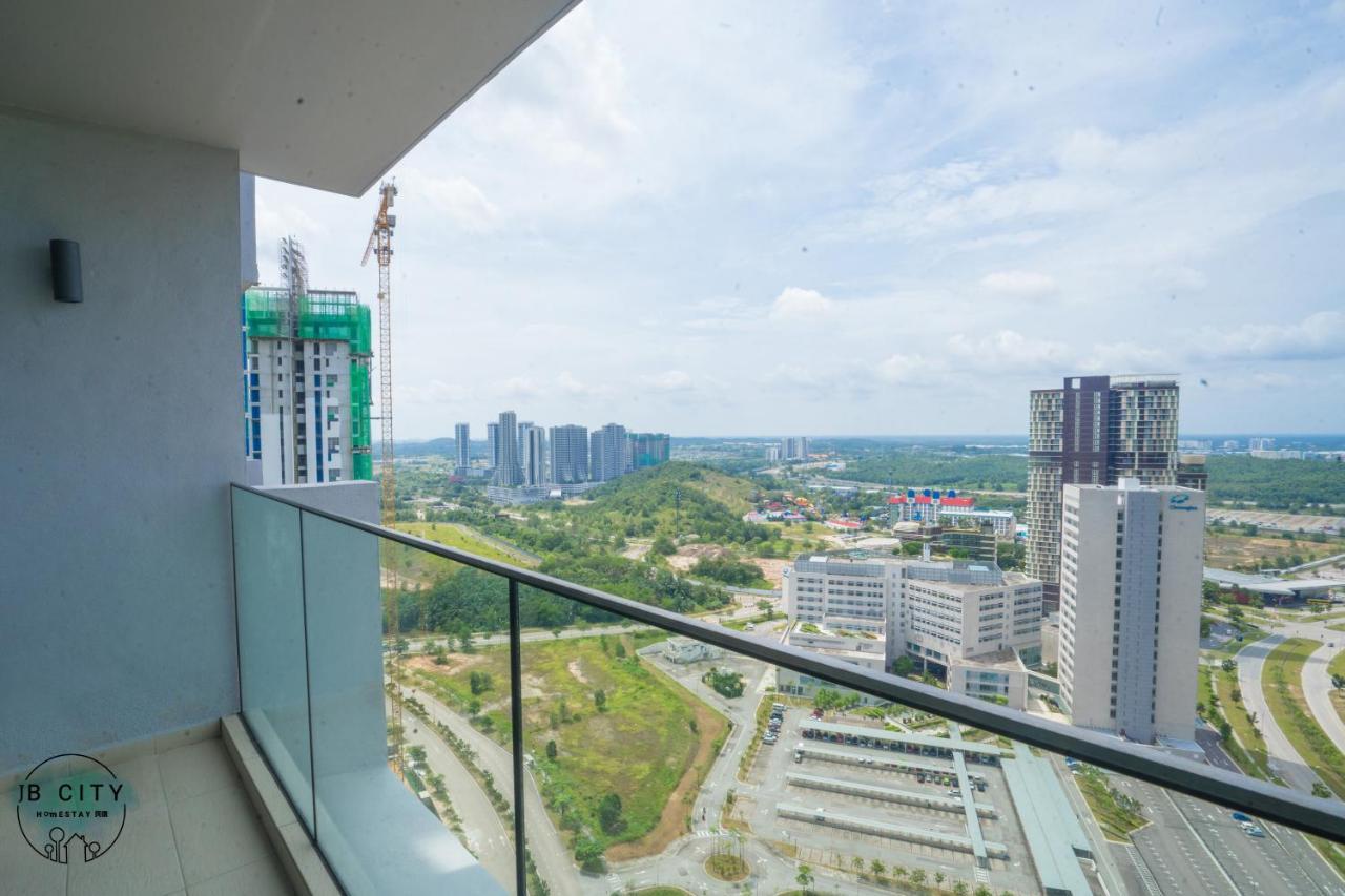 Grand Medini Suites By Rr Jbcity Nusajaya  Bagian luar foto