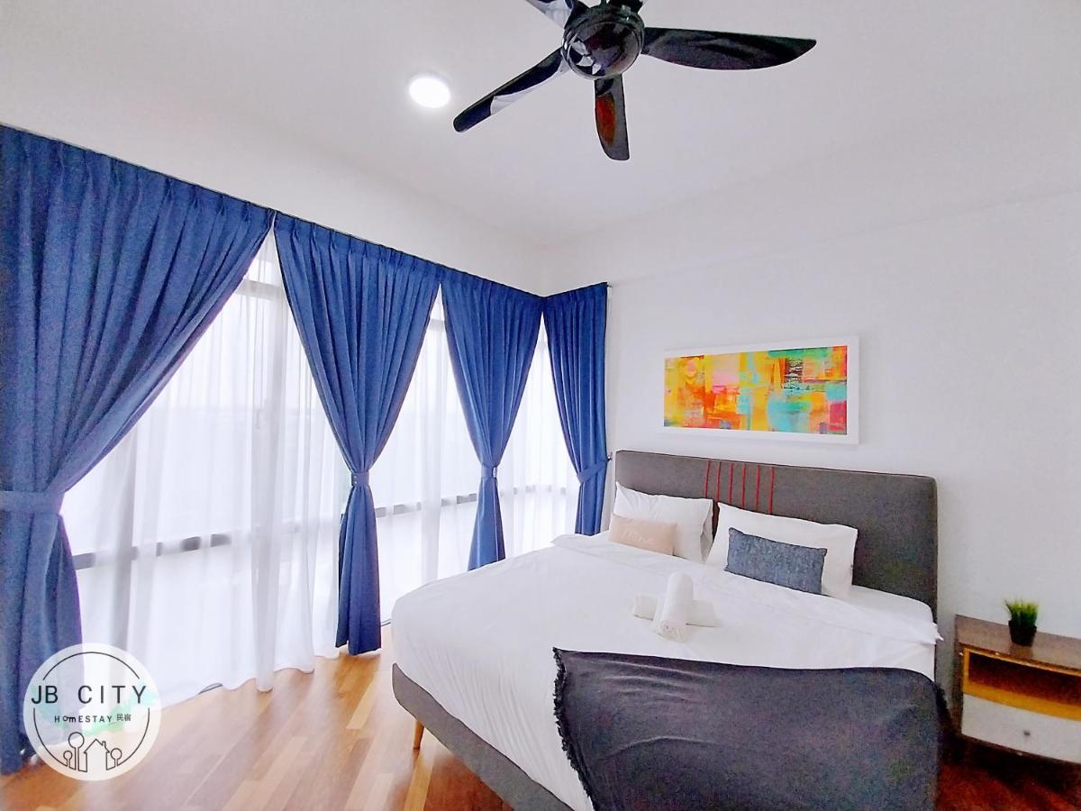 Grand Medini Suites By Rr Jbcity Nusajaya  Bagian luar foto