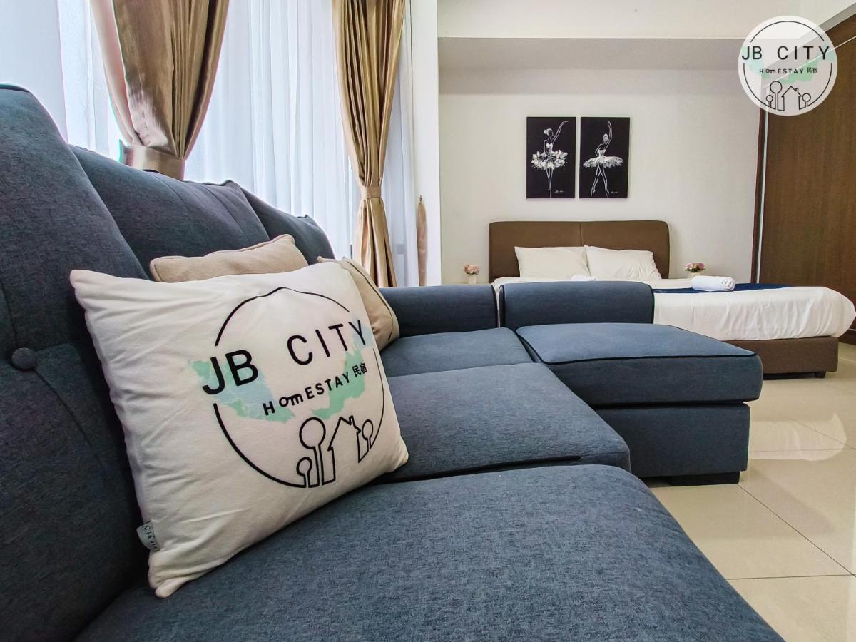 Grand Medini Suites By Rr Jbcity Nusajaya  Bagian luar foto
