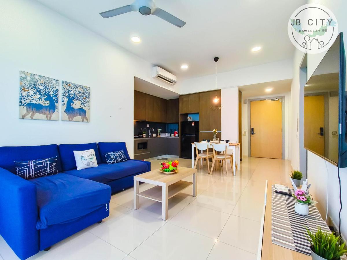 Grand Medini Suites By Rr Jbcity Nusajaya  Bagian luar foto