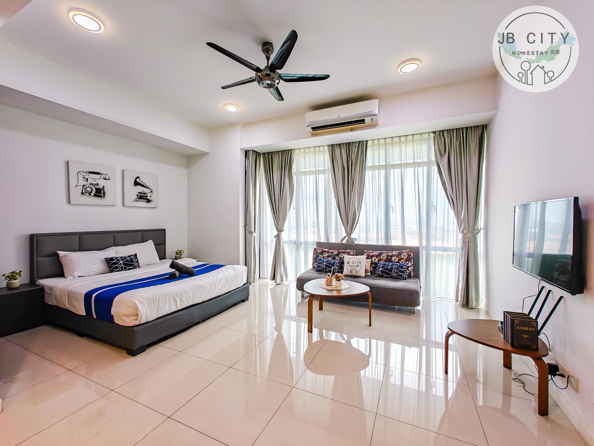 Grand Medini Suites By Rr Jbcity Nusajaya  Bagian luar foto